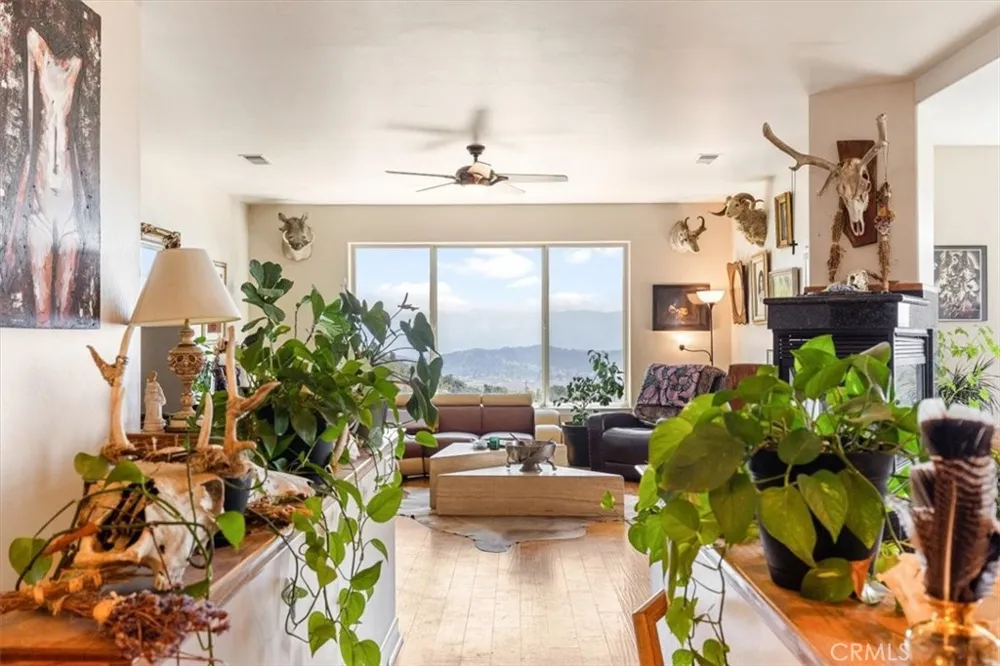 25250 Deertrail Tehachapi, CA 93561