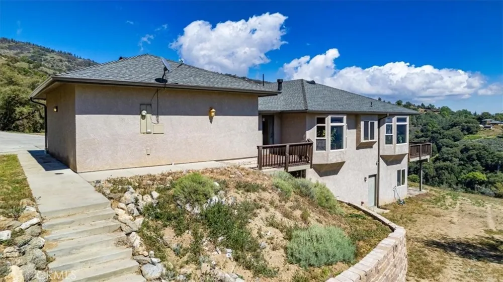 25250 Deertrail Tehachapi, CA 93561