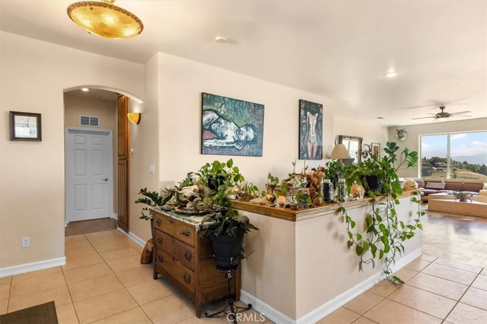 25250 Deertrail Tehachapi, CA 93561
