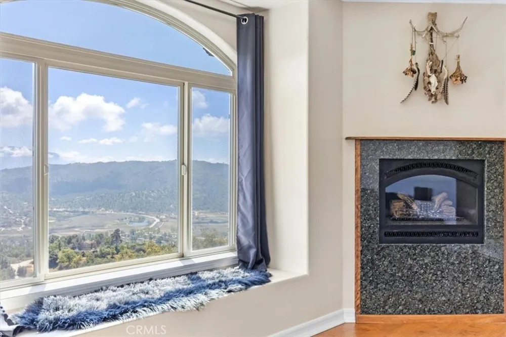 25250 Deertrail Tehachapi, CA 93561