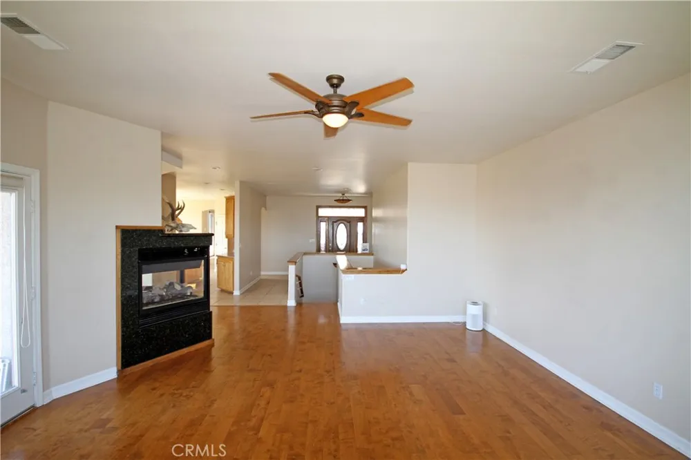 25250 Deertrail Tehachapi, CA 93561