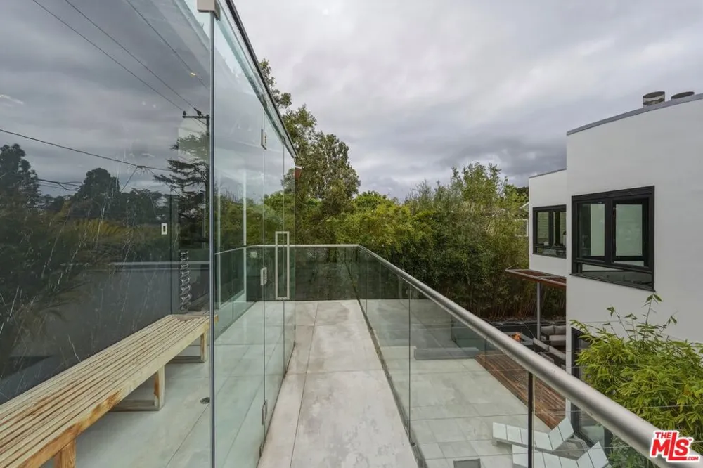 624 23rd Street Santa Monica, CA 90402
