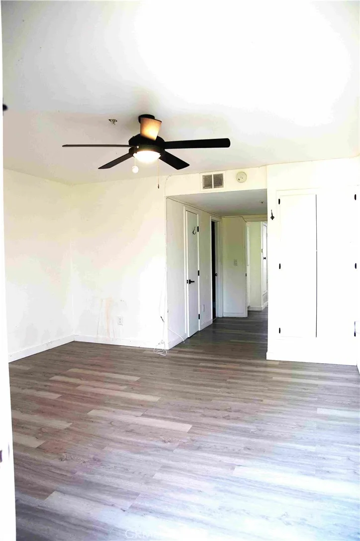 1021 W Bishop #212/I Santa Ana, CA 92703