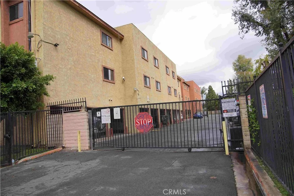 1021 W Bishop #212/I Santa Ana, CA 92703