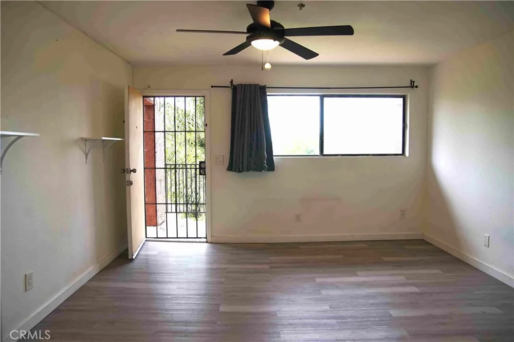 1021 W Bishop #212/I Santa Ana, CA 92703