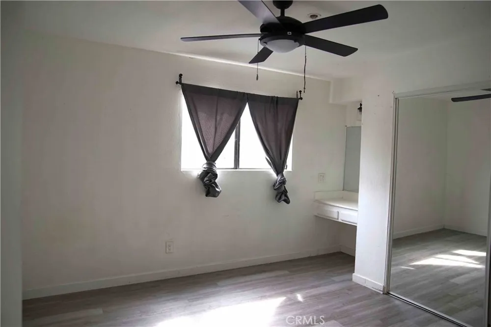 1021 W Bishop #212/I Santa Ana, CA 92703