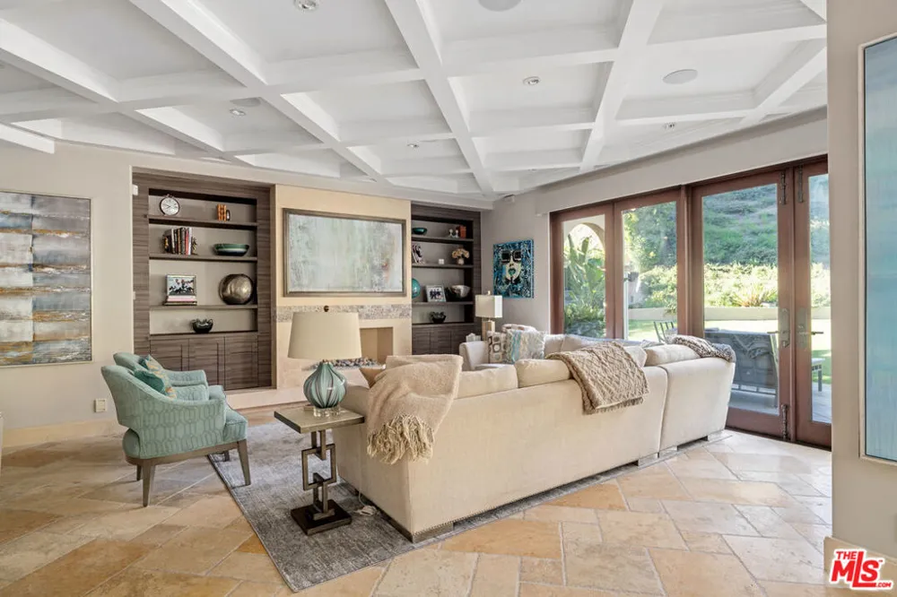 17771 Calle De Palermo Pacific Palisades, CA 90272