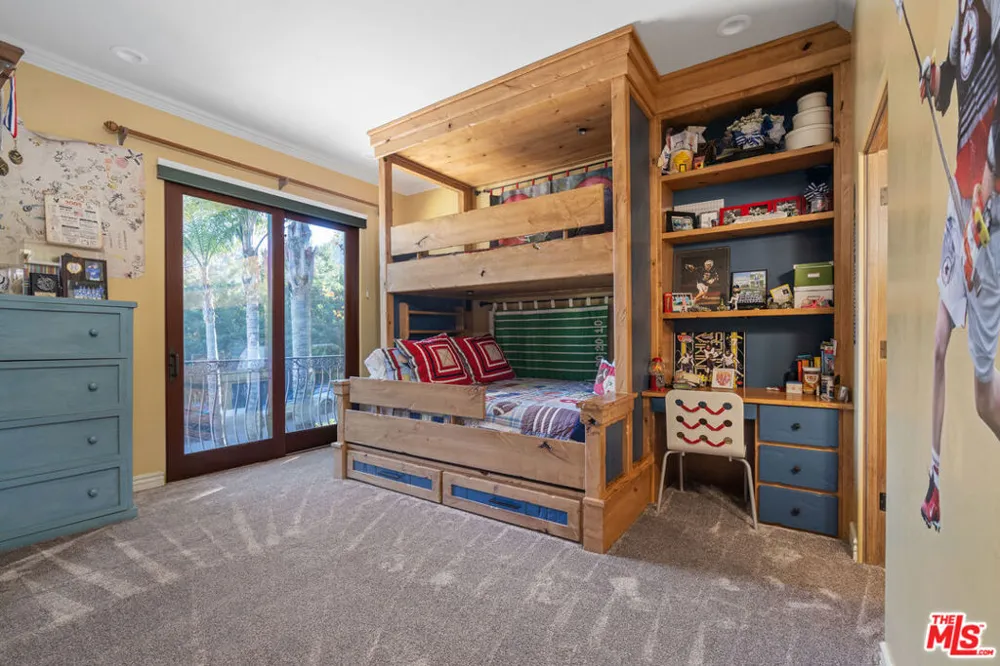 17771 Calle De Palermo Pacific Palisades, CA 90272