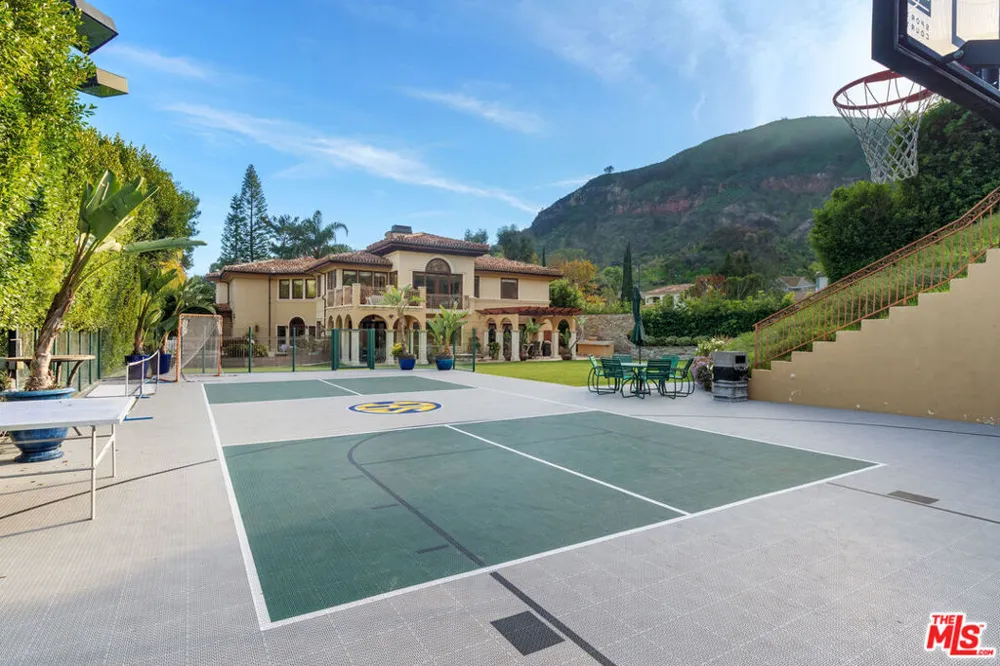 17771 Calle De Palermo Pacific Palisades, CA 90272