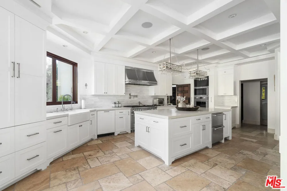 17771 Calle De Palermo Pacific Palisades, CA 90272