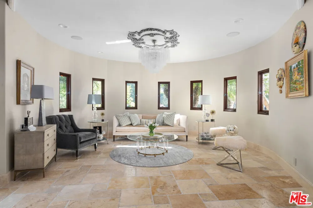 17771 Calle De Palermo Pacific Palisades, CA 90272