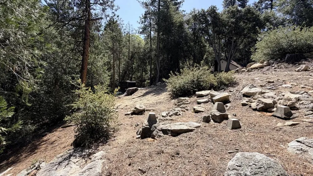 25235 Nestwa Trail Idyllwild, CA 92549