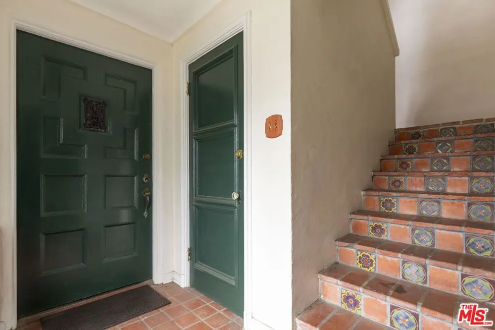 6366 Orange Street Los Angeles, CA 90048
