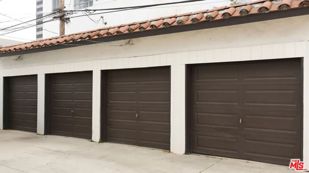 6366 Orange Street Los Angeles, CA 90048