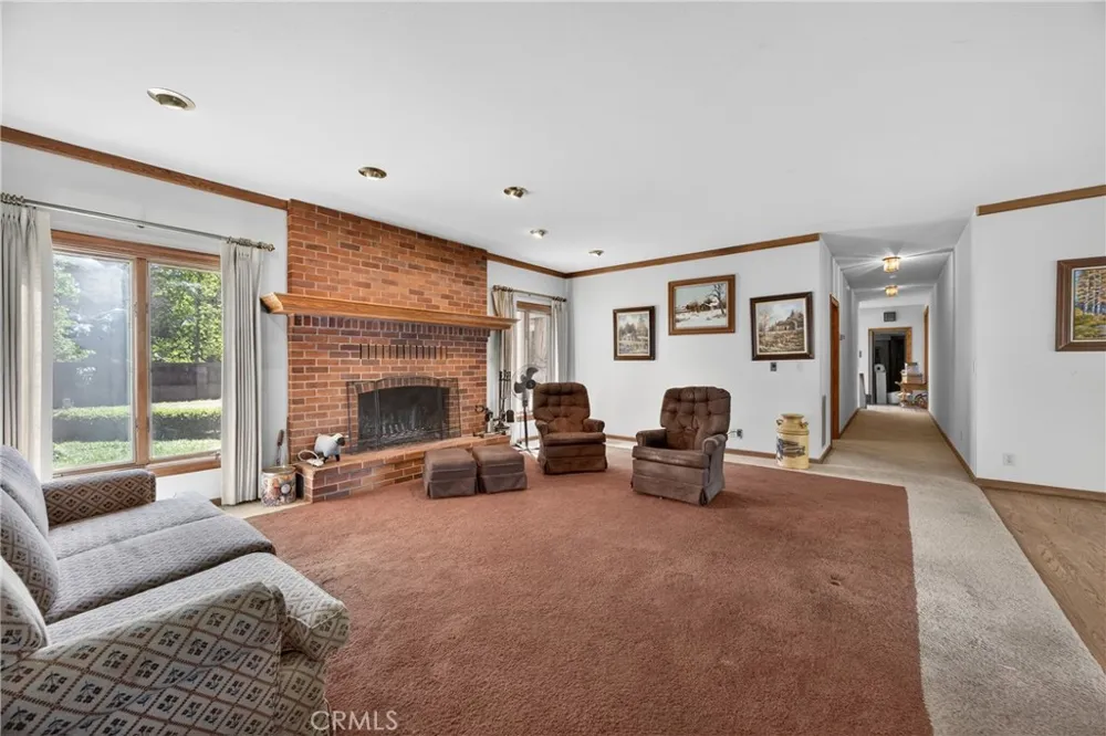 8266 Peninsula Kelseyville, CA 95451