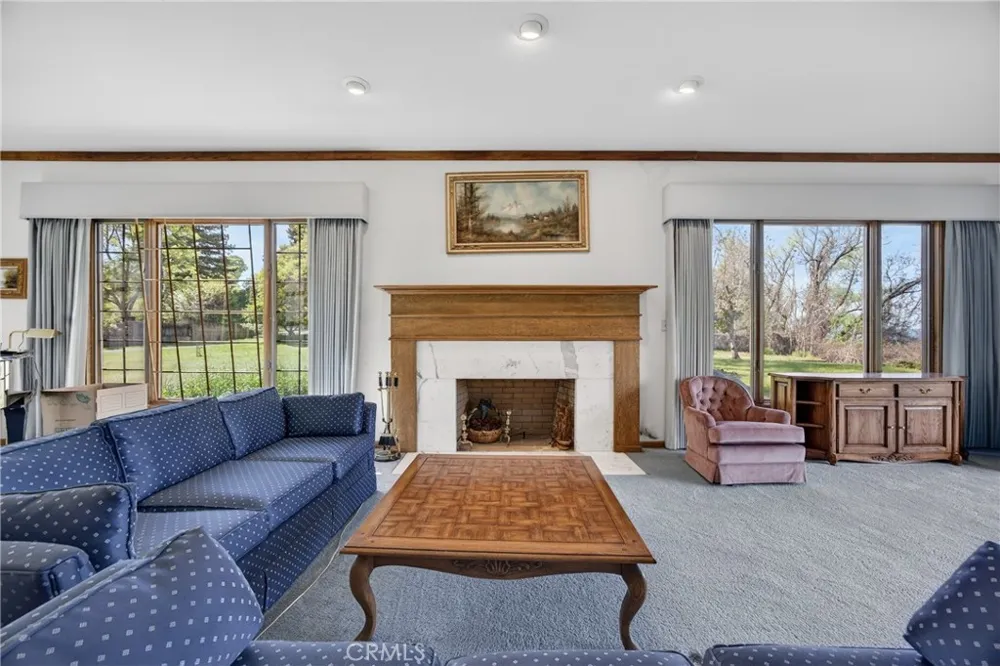 8266 Peninsula Kelseyville, CA 95451