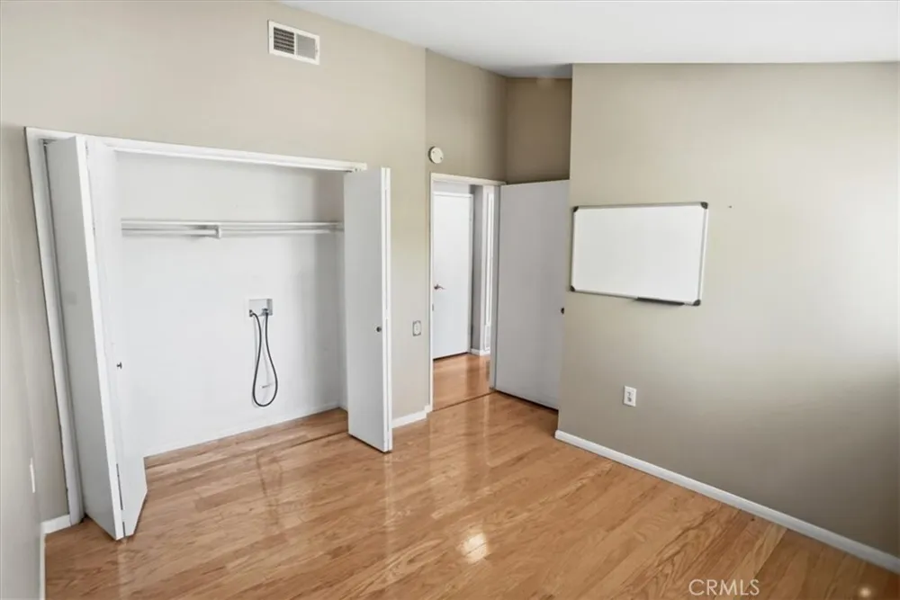 26831 Avenue Of The Oaks #A Newhall, CA 91321