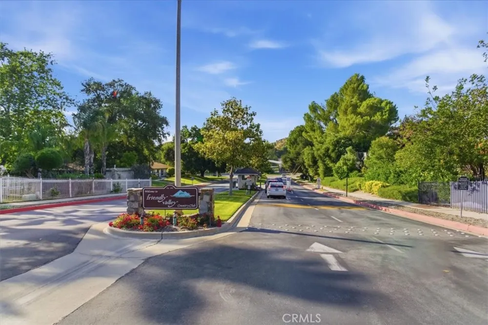 26831 Avenue Of The Oaks #A Newhall, CA 91321