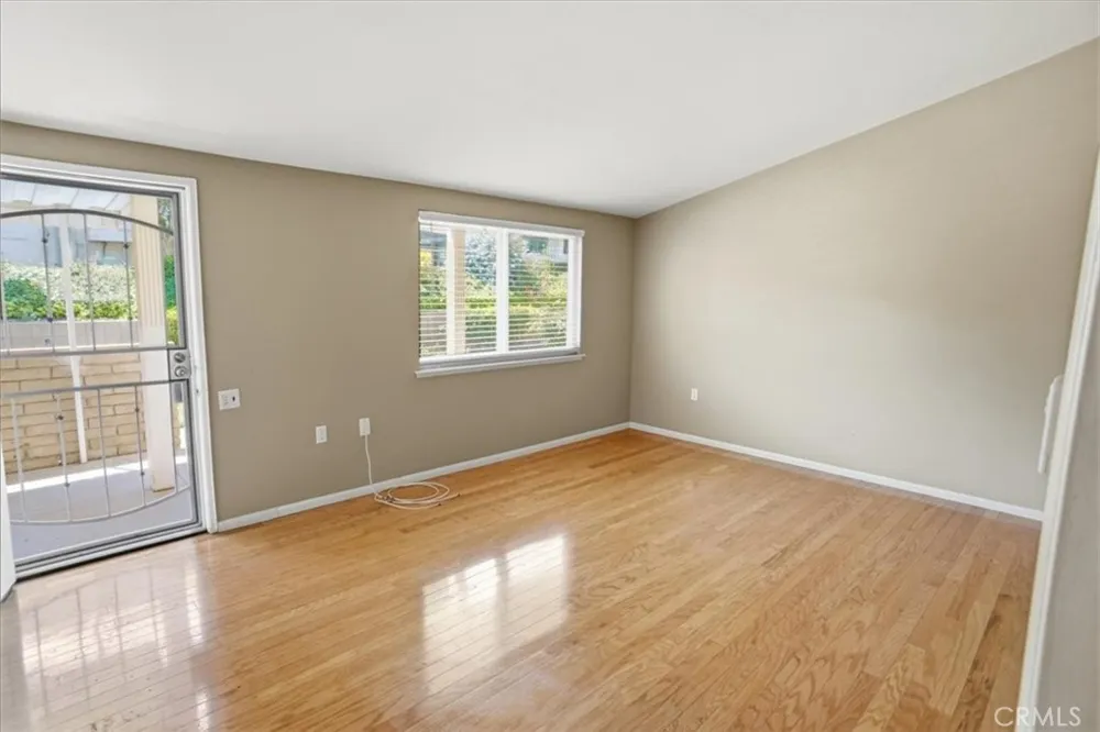 26831 Avenue Of The Oaks #A Newhall, CA 91321