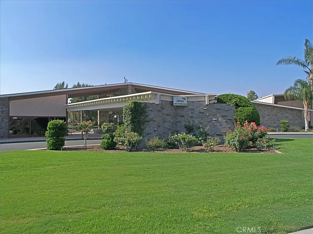 26831 Avenue Of The Oaks #A Newhall, CA 91321