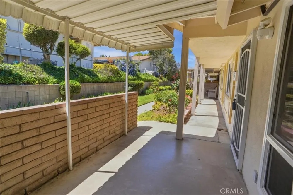 26831 Avenue Of The Oaks #A Newhall, CA 91321