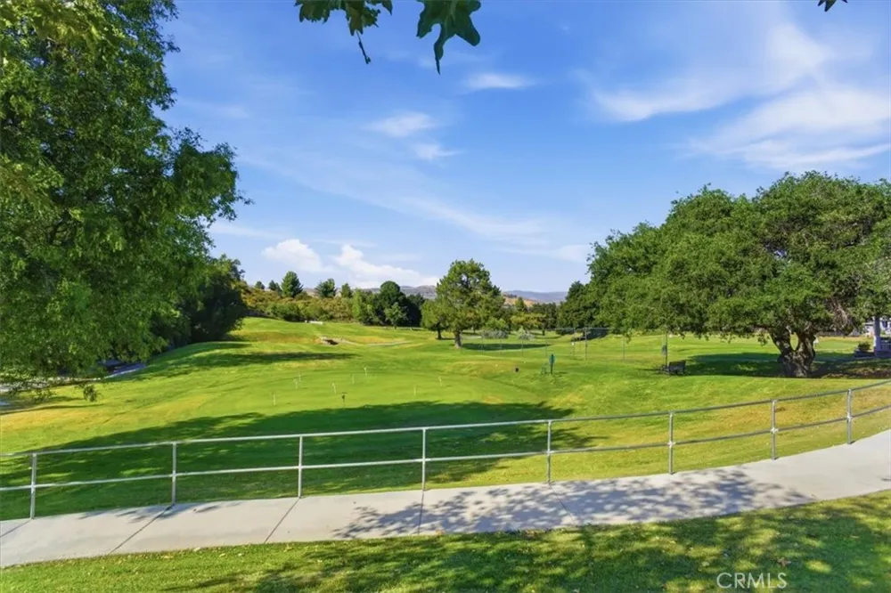 26831 Avenue Of The Oaks #A Newhall, CA 91321