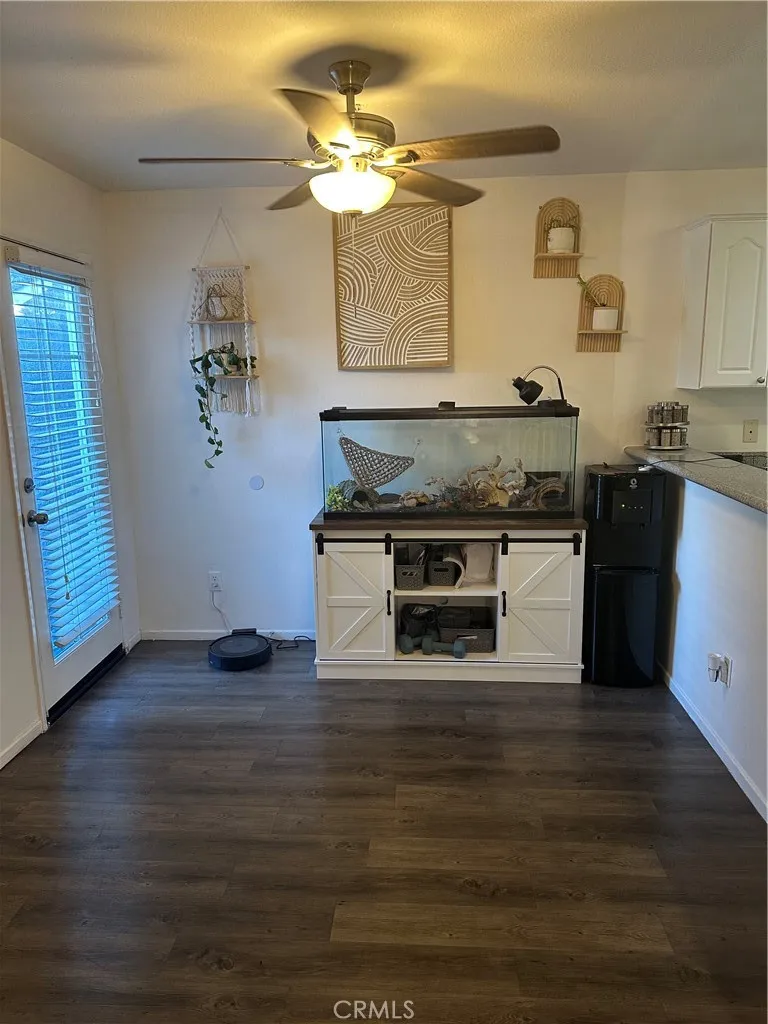220 W Walnut #B Rialto, CA 92376