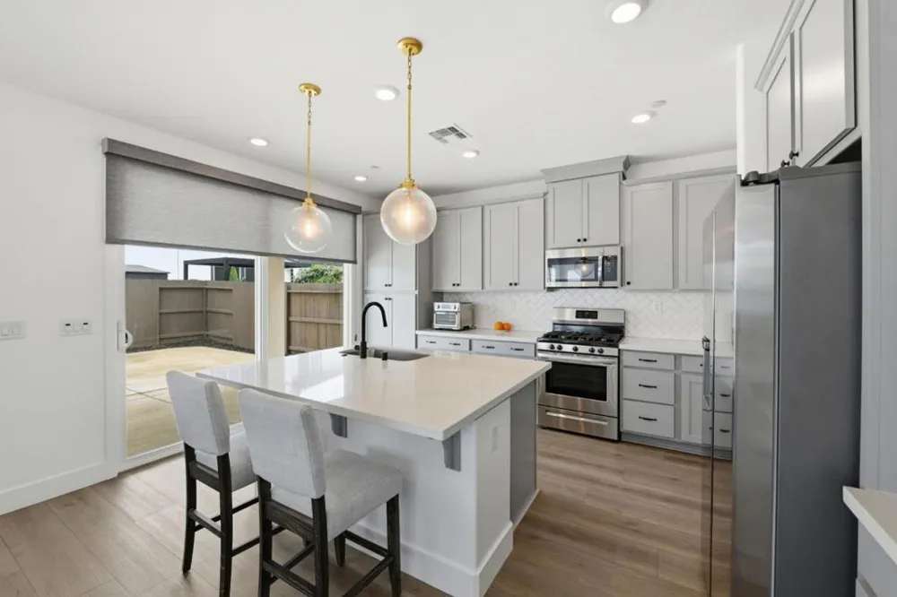 10071 Sea Turtle Street Elk Grove, CA 95757