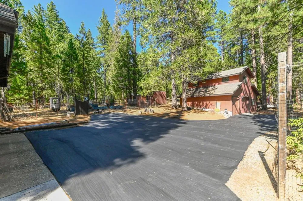 20175 E Pine Drive Pioneer, CA 95666