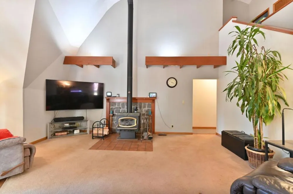 20175 E Pine Drive Pioneer, CA 95666