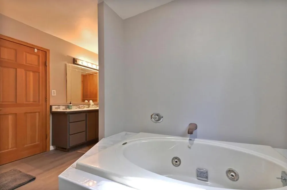20175 E Pine Drive Pioneer, CA 95666