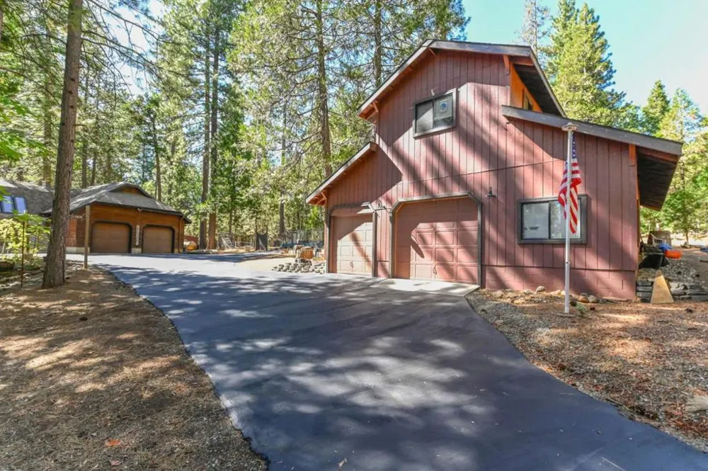 20175 E Pine Drive Pioneer, CA 95666