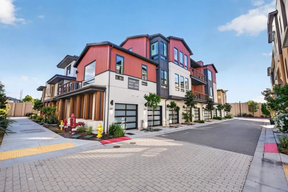 15016 Briggs Court Los Gatos, CA 95032