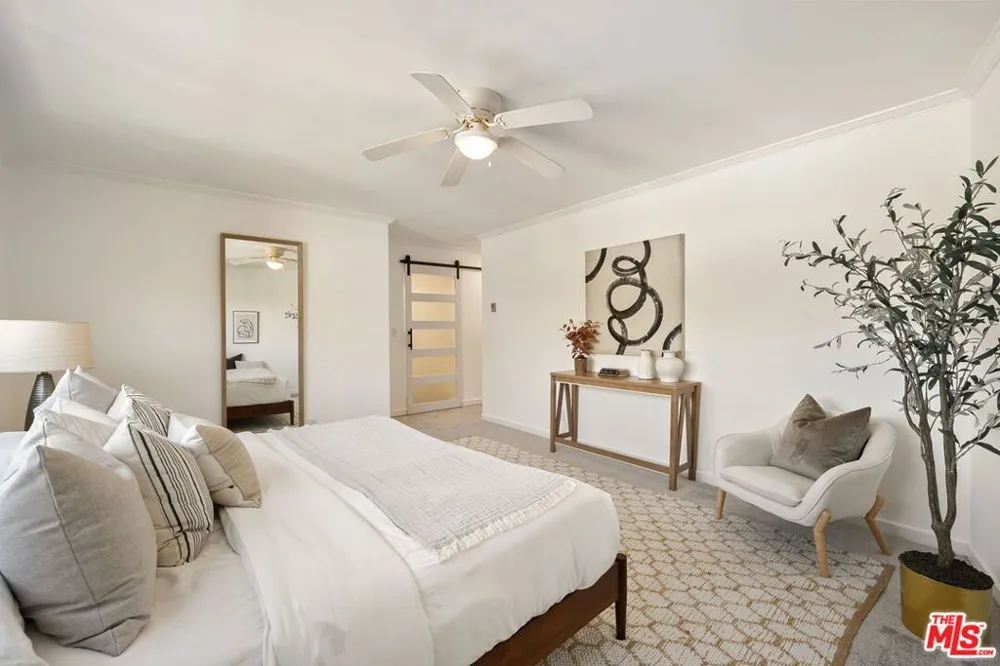 10725 Ohio Avenue #2 Los Angeles, CA 90024