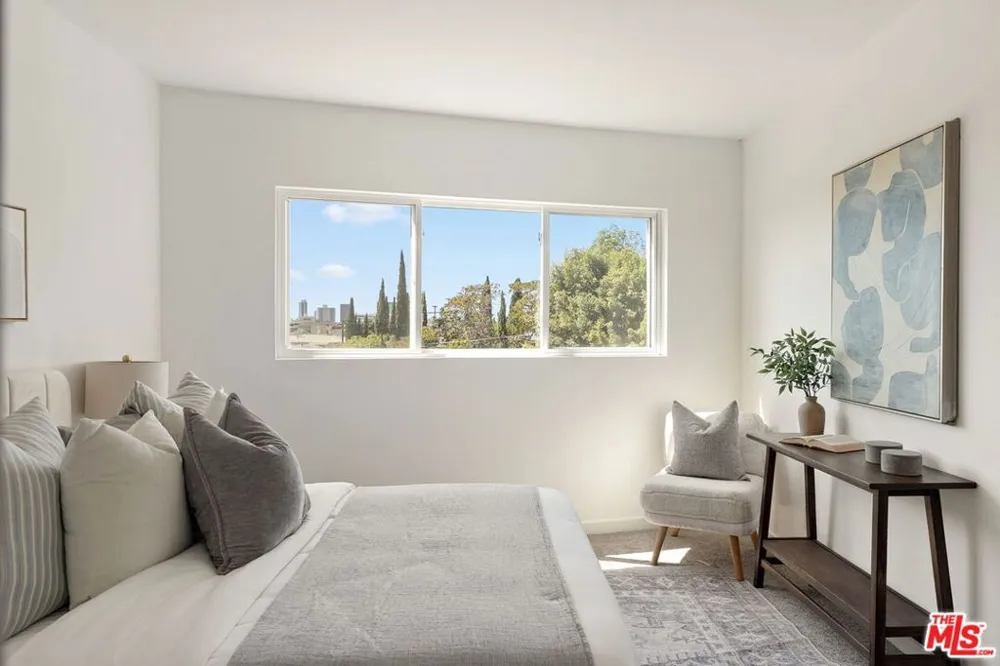 10725 Ohio Avenue #2 Los Angeles, CA 90024