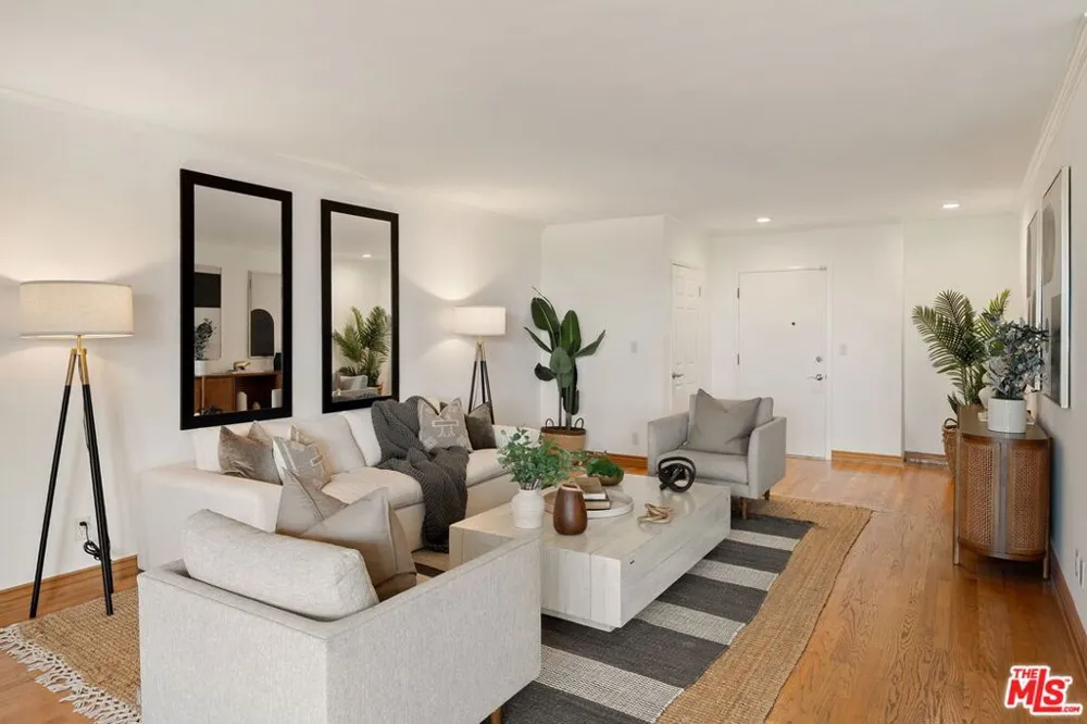 10725 Ohio Avenue #2 Los Angeles, CA 90024