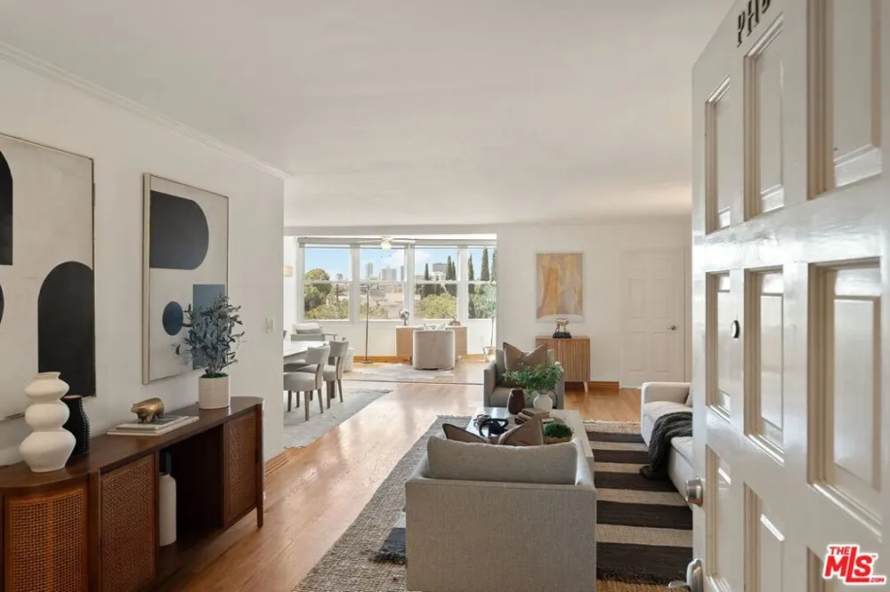 10725 Ohio Avenue #2 Los Angeles, CA 90024