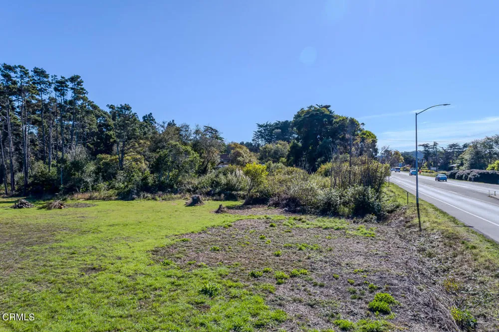 18451 CA-1 Fort Bragg, CA 95437