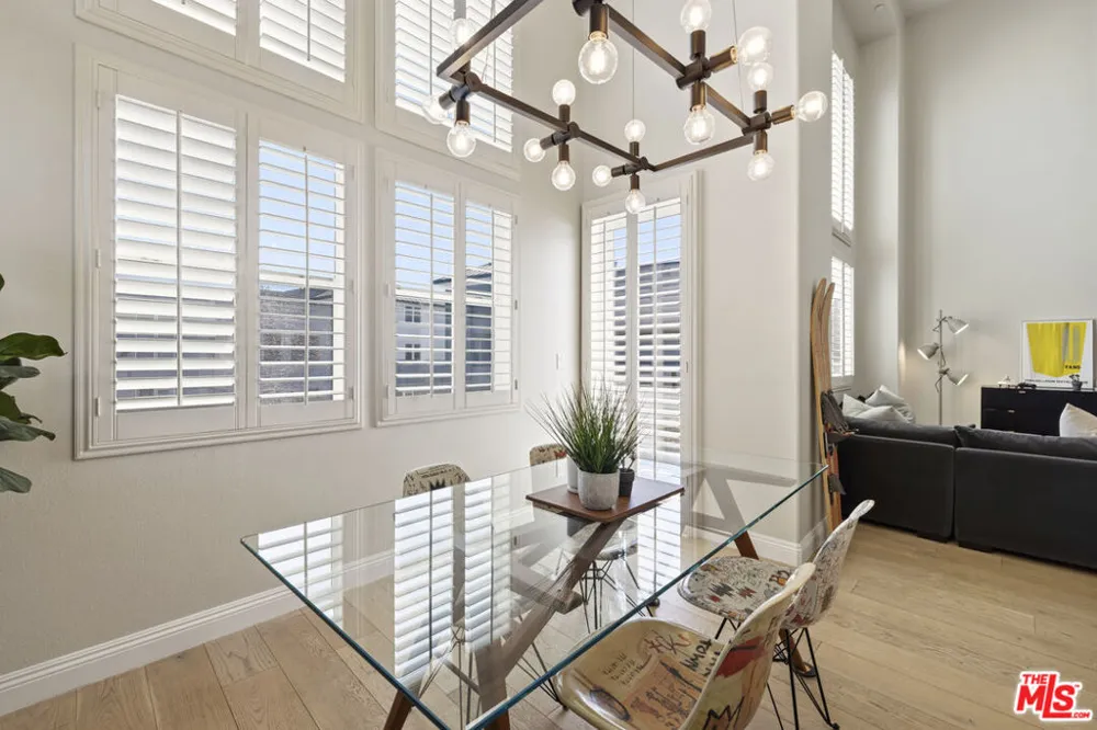 7100 Playa Vista Drive #407 Playa Vista, CA 90094