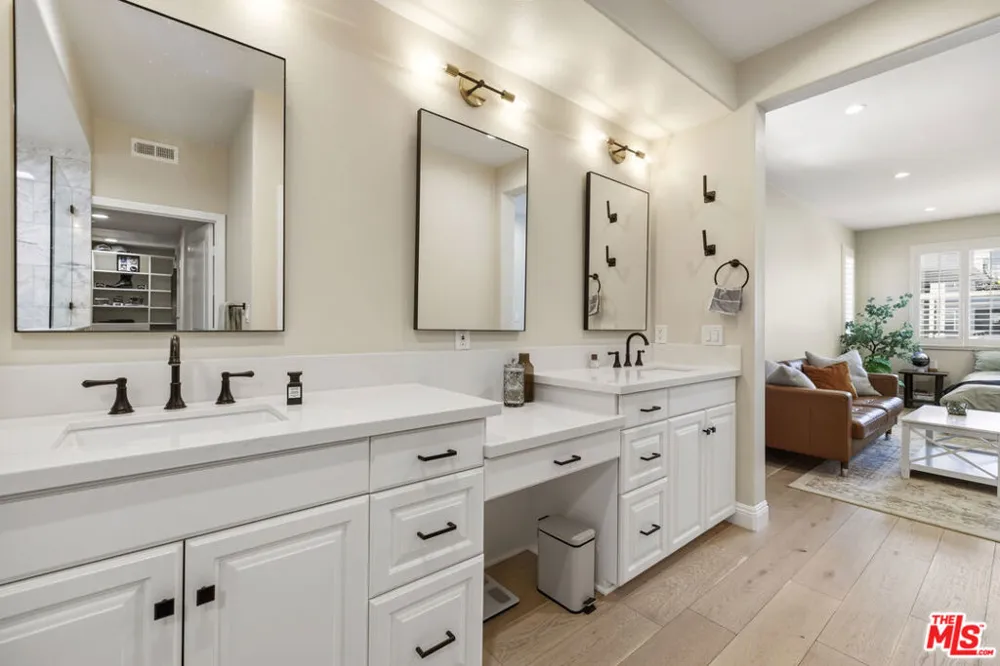 7100 Playa Vista Drive #407 Playa Vista, CA 90094