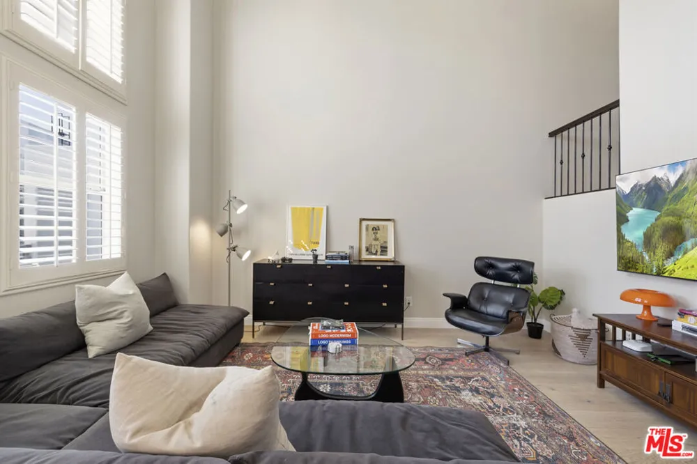 7100 Playa Vista Drive #407 Playa Vista, CA 90094