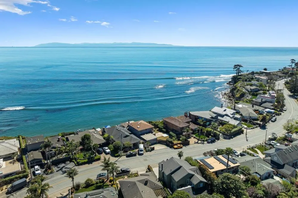 4360 Opal Cliff Drive Santa Cruz, CA 95062