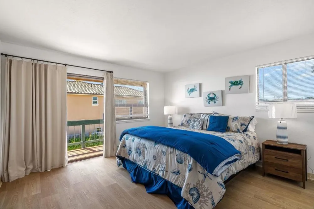 4360 Opal Cliff Drive Santa Cruz, CA 95062