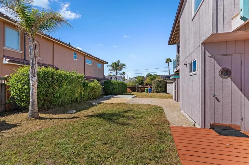 4360 Opal Cliff Drive Santa Cruz, CA 95062