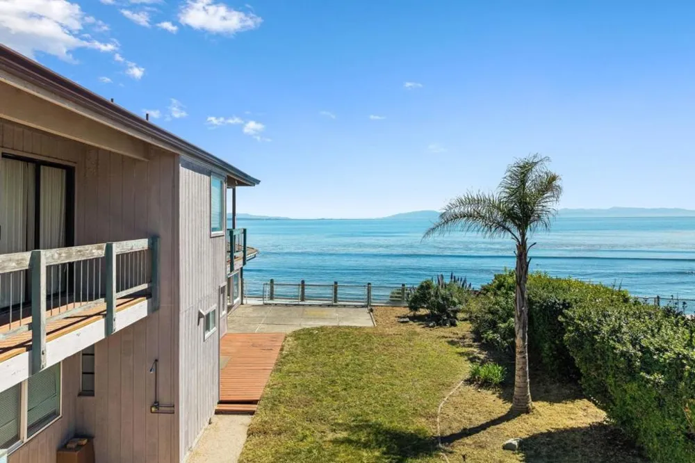 4360 Opal Cliff Drive Santa Cruz, CA 95062