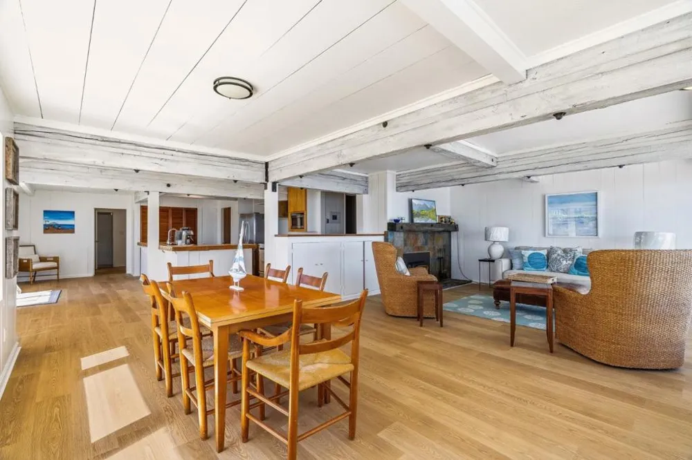 4360 Opal Cliff Drive Santa Cruz, CA 95062
