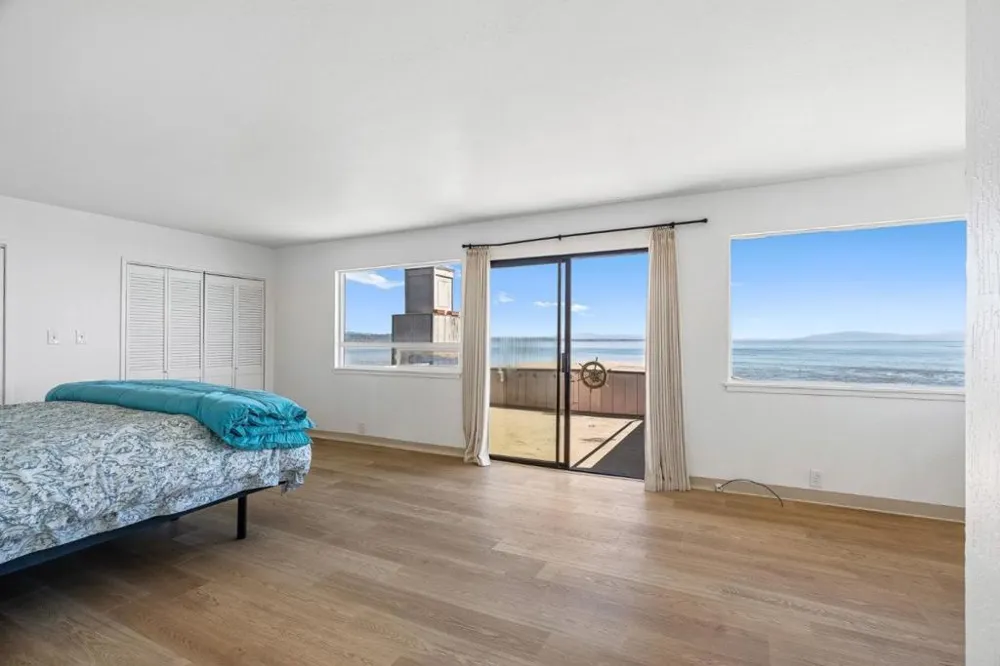 4360 Opal Cliff Drive Santa Cruz, CA 95062