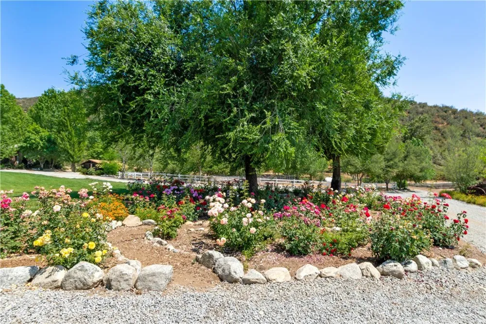 37547 Oak Glen Road Oak Glen, CA 92399