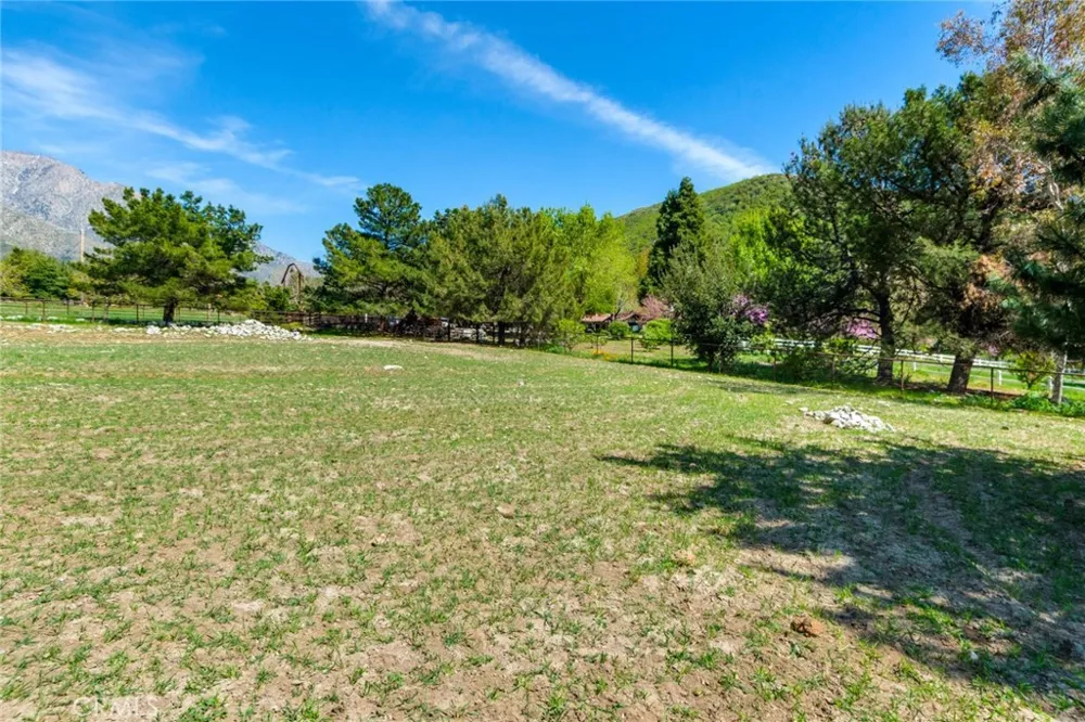 37547 Oak Glen Road Oak Glen, CA 92399