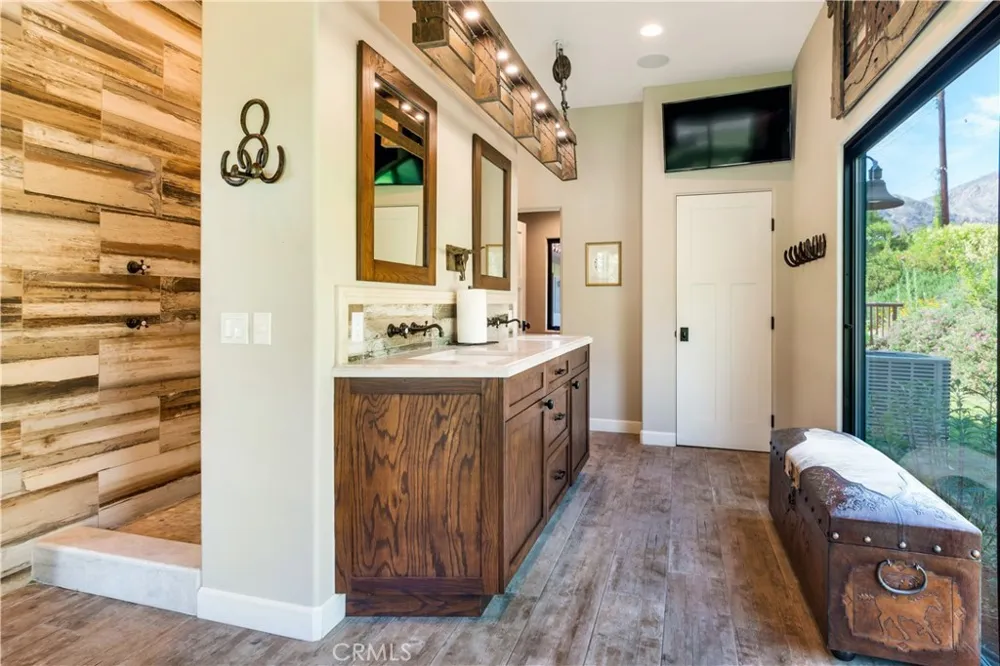 37547 Oak Glen Road Oak Glen, CA 92399